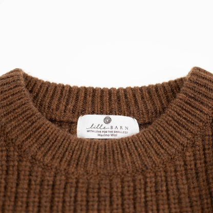 Gestrickter Baby-Pullover aus Merinowolle